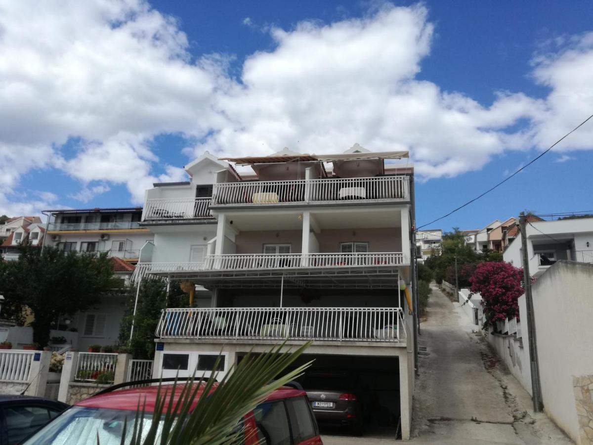 Apartments Nera Тисно Екстериор снимка