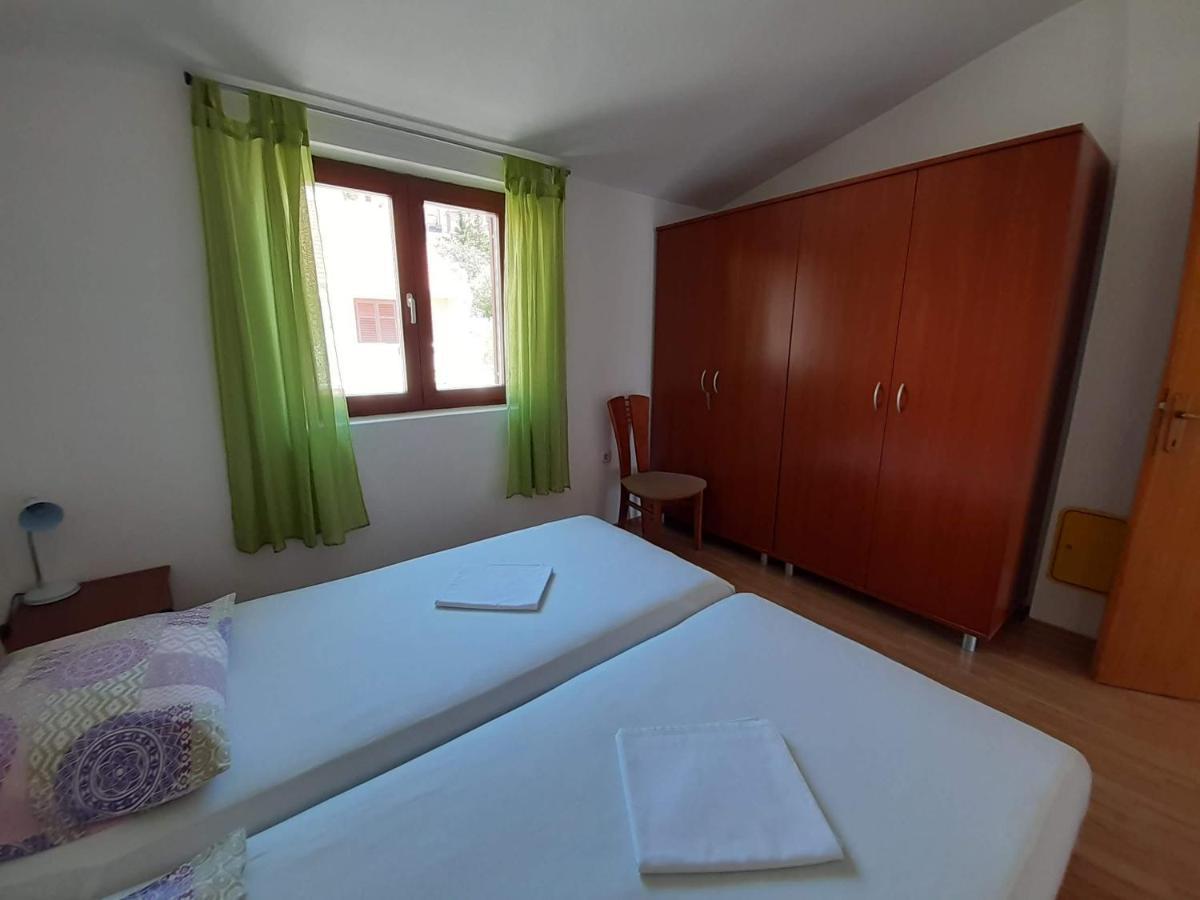 Apartments Nera Тисно Екстериор снимка
