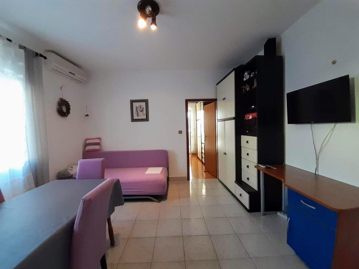 Apartments Nera Тисно Екстериор снимка