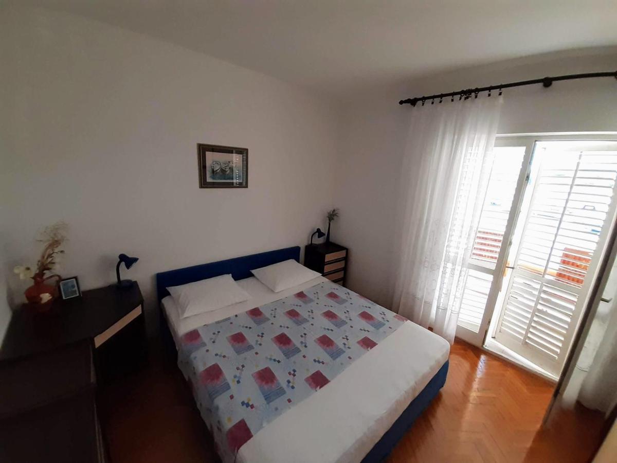 Apartments Nera Тисно Екстериор снимка